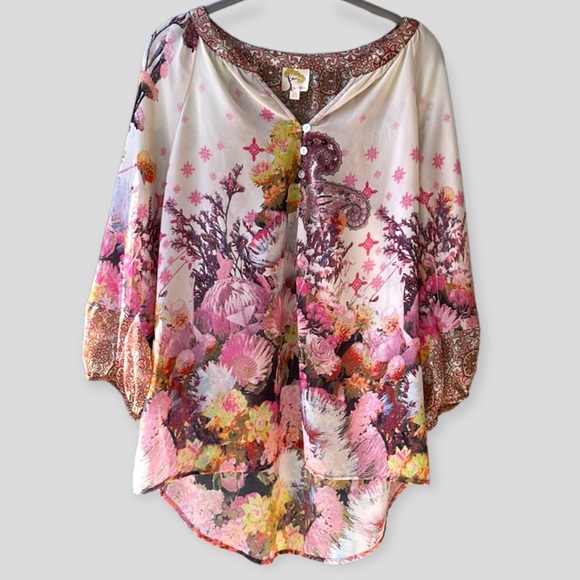 Anthropologie Tops - 3/$20 Anthropologie Fig & Flower Blouse